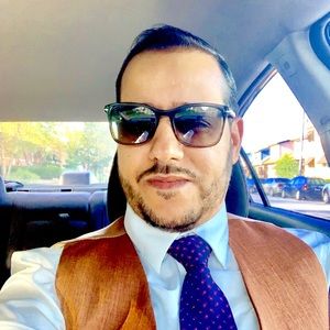 Meet your Posher, Simo